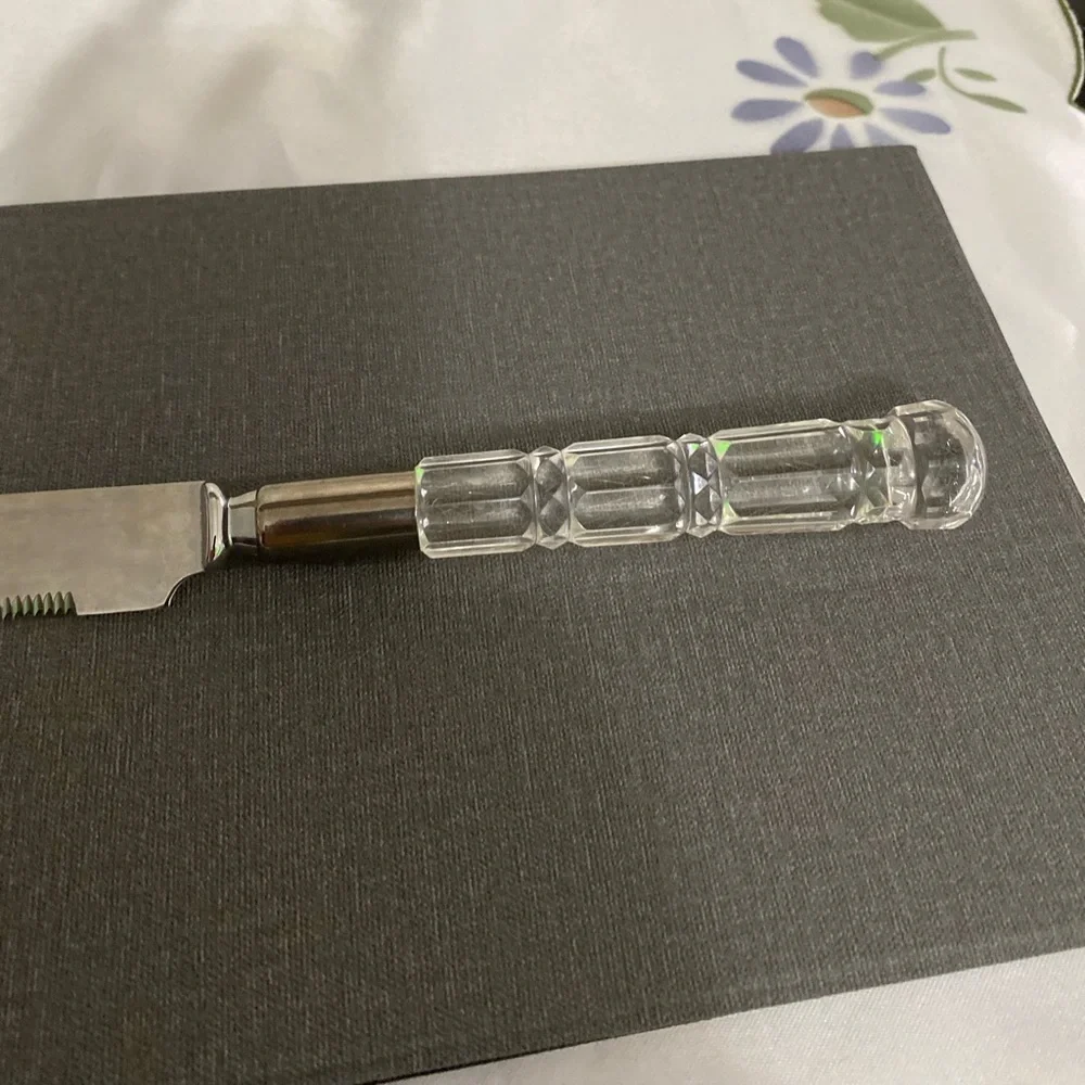 Mirage Stainless Steel Serrated Knife in Silver